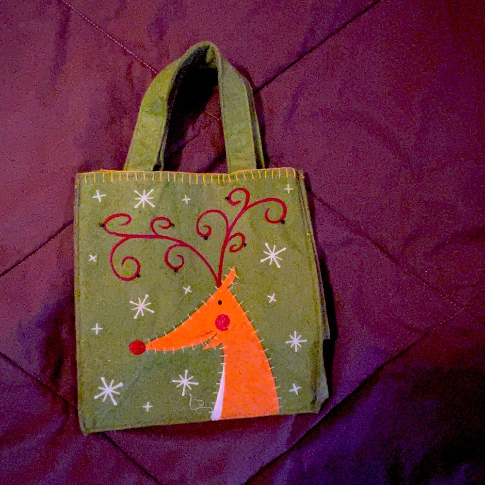 BBW green felt w/reindeer gift bag